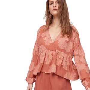 Aritzia Wilfred Augustine Ruffle Peplum Blouse.